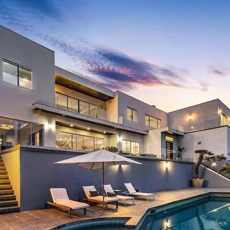 Villa Travis Modern Mansion